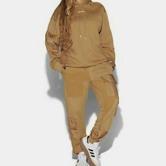 Beyoncé Ivy Park x Adidas Honey Brown Sweatpants - Picture 2 of 5
